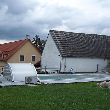 Penzion U Krumlova Srnin Exterior photo